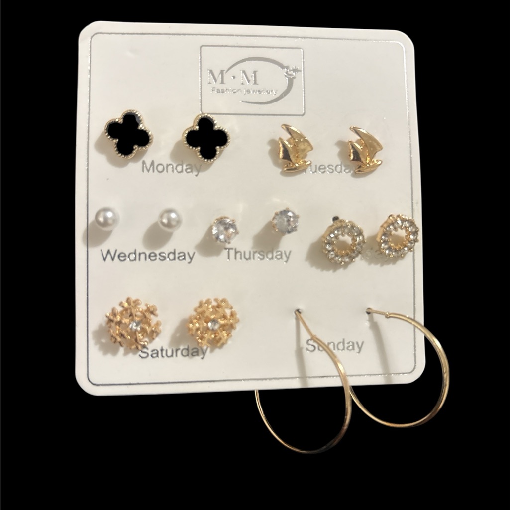M&M's Elegant Gold And Black Earring Collection